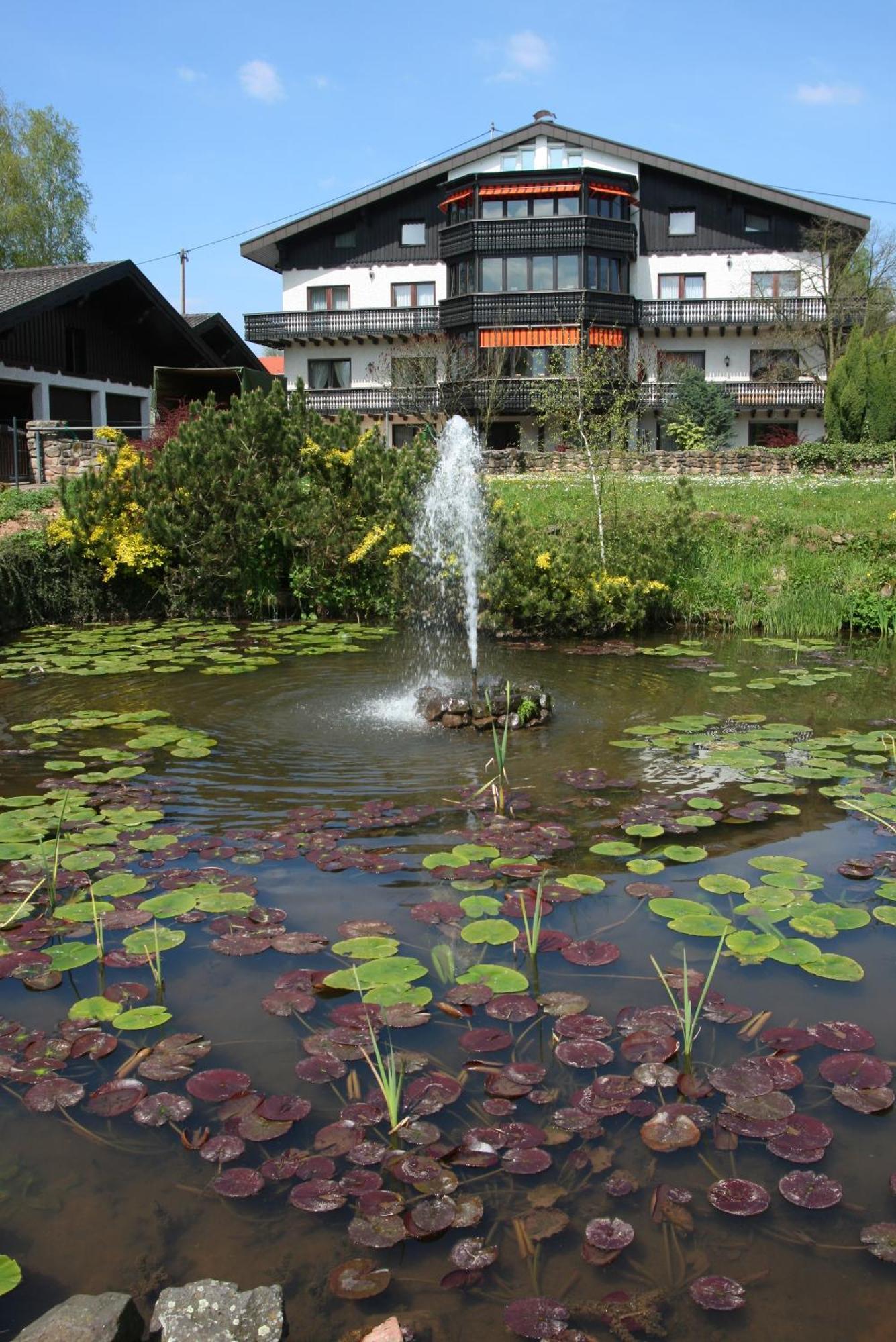 Hotel Muehlenthal Gmbh Schwalbach Bagian luar foto