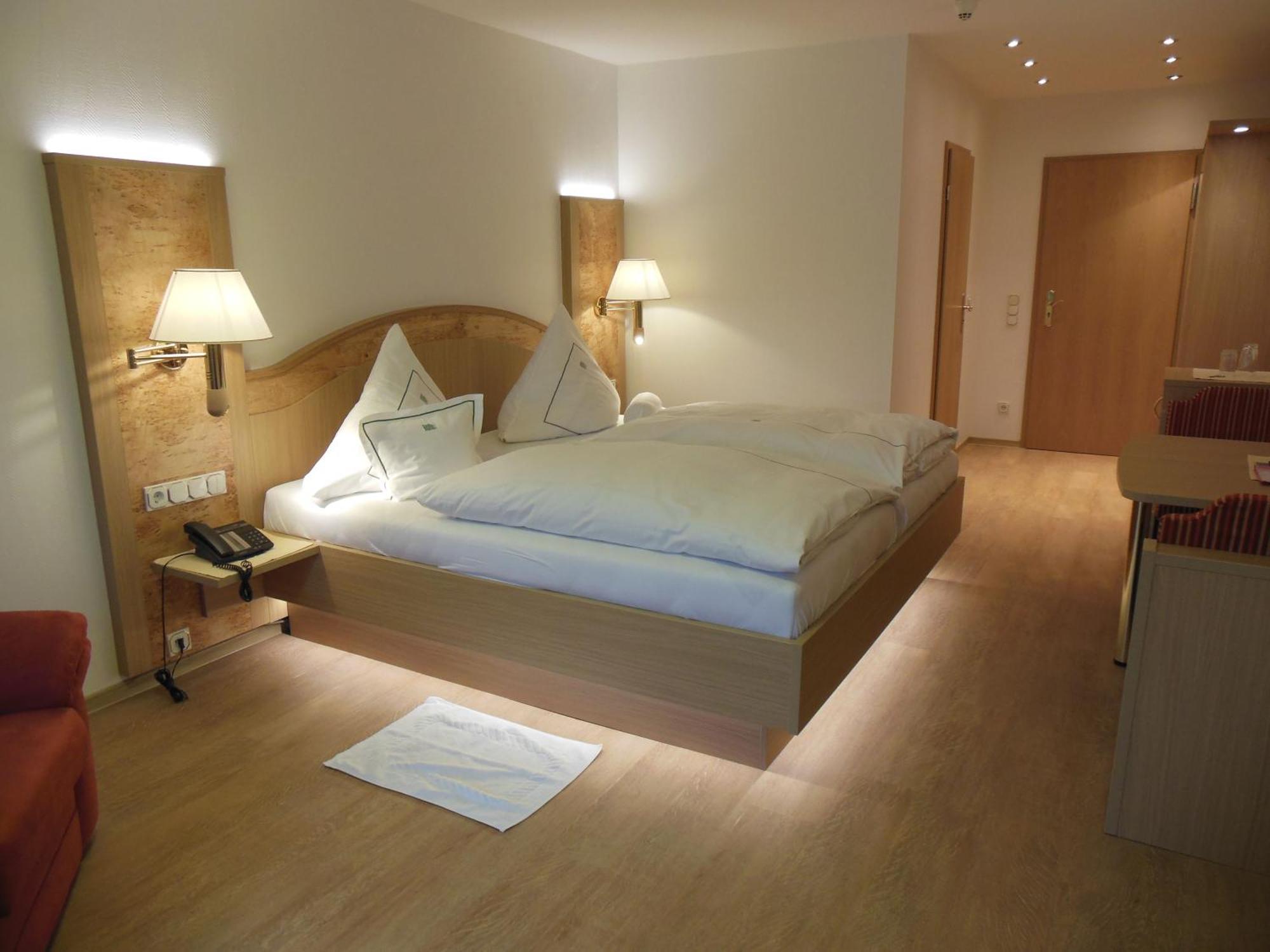 Hotel Muehlenthal Gmbh Schwalbach Bagian luar foto