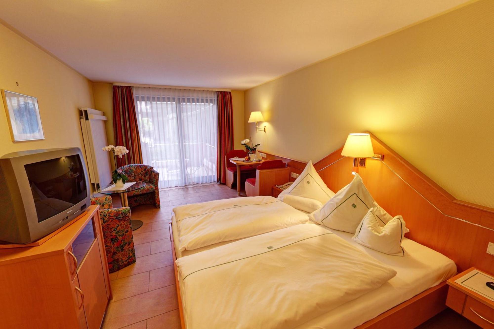 Hotel Muehlenthal Gmbh Schwalbach Bagian luar foto